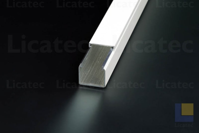 LICATEC - Installationskanal CKA 20 x 20 Aluminium RAL 9010