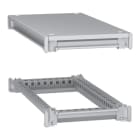 SCHNEIDER ELECTRIC - Unterer und oberer Rahmen, PanelSeT SFN, für elektrische Gehäuse B 300 x T 600 mm, inklusive Dach