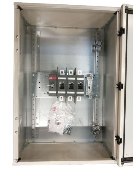 ABB - Lasttrennschalter Stahlblechgehäuse 3P 200A 690V Griff schwarz IP65 ohne Einf.