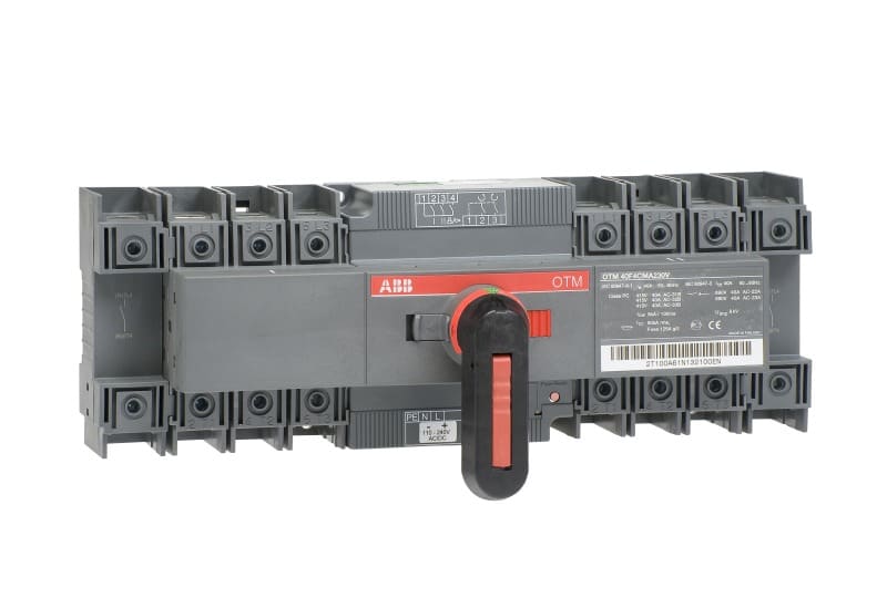 ABB - OTM40F4CMA230V Lastumschalter m. Mot. 4-pole 40A m. Griff für manuel. Betr.