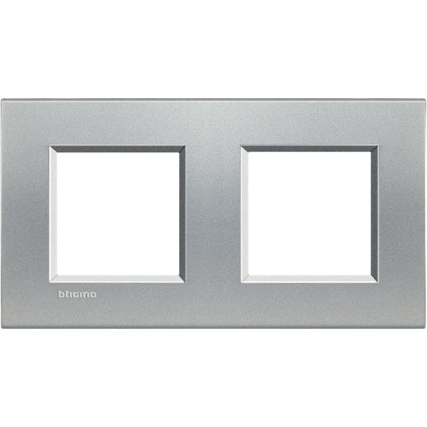 BTICINO - Abdeckrahmen LIVINGLIGHT: 2-fach, 2 + 2 Module, Farbe: Tech