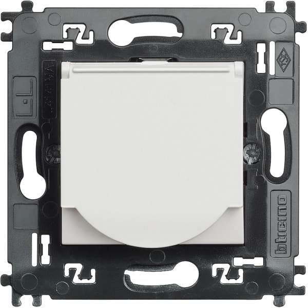 BTICINO - LL - GER STD 2P+T AUTOM. MONOBL. WITH COVER