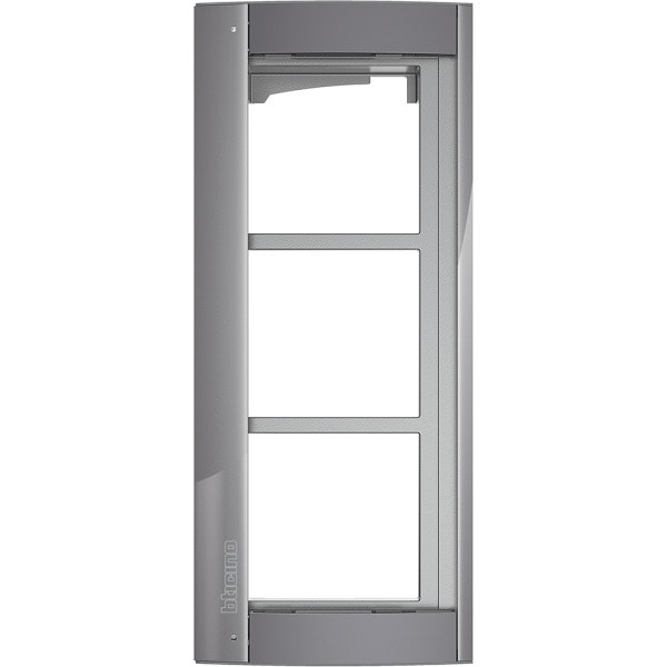 BTICINO - Abdeckrahmen + Modulträger 3 Module, Türstation SFERA Aluminium, Farbe Allstreet