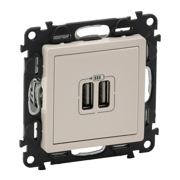 LEGRAND - Valena Life USB-Ladedose 2400mA Farbe: Mandelweiß