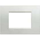 BTICINO - Abdeckrahmen LIVINGLIGHT für Kompaktinstallation, 3-modulig, Farbe: Silver
