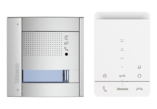 BTICINO - Flex'ONE Audio-Set mit Türstation SFERA (1 und 2 Ruftasten) + CLASSE100 A16E