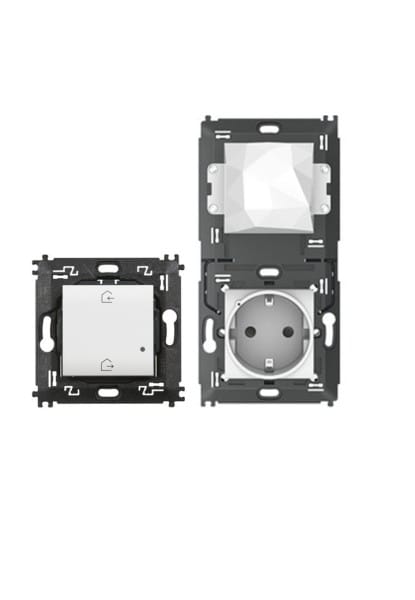 BTICINO - Gateway + Steckdose und Masterswitch LivingLight with Netatmo, Farbe: Weiß