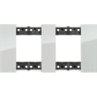 BTICINO - LivingNow Abdeckrahmen 2x2-modulig in der Farbausführung Sky