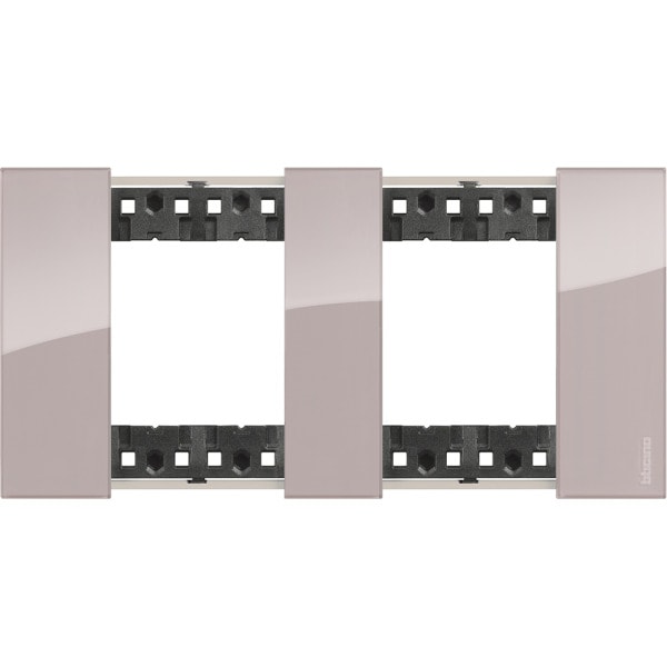 BTICINO - LivingNow Abdeckrahmen 2x2-modulig in der Farbausführung Aura