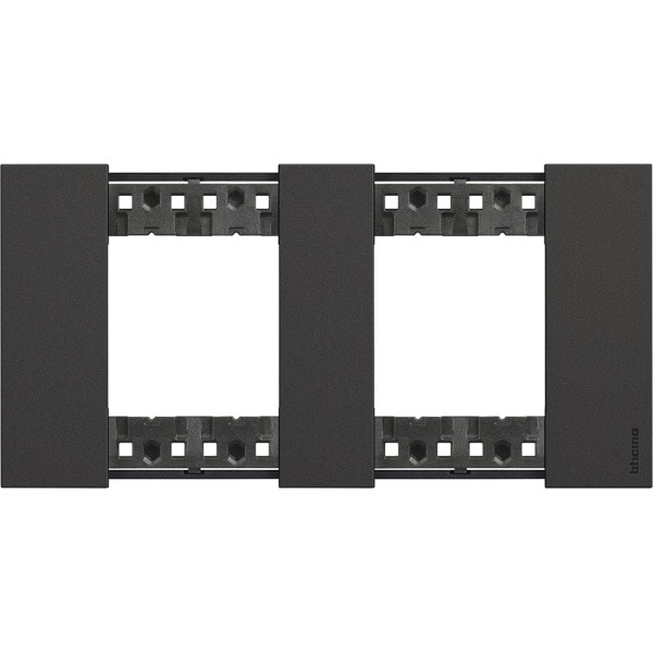 BTICINO - LivingNow Abdeckrahmen 2x2-modulig in der Farbausführung Black