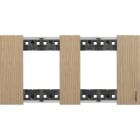 BTICINO - LivingNow Abdeckrahmen 2x2-modulig in der Farbausführung Eiche
