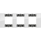 BTICINO - LivingNow Abdeckrahmen 3x2-modulig in der Farbausführung Ice