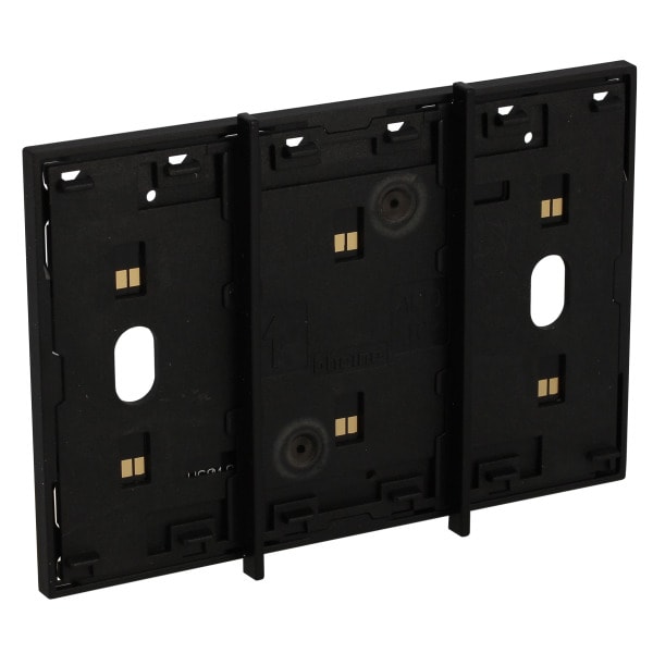 BTICINO - LivingNow 3-moduliger Rahmen mit integrierter Busleitung in der Farbe Black