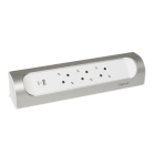 LEGRAND - Ecksteckdosenleiste 3x Steckdose, USB A+C, ohne Kabel Farbe: Ultraweiß/Aluminium