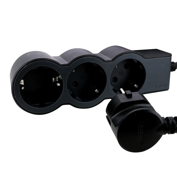 LEGRAND - Flache Steckdosenleiste 3x Steckdose, 1,5 Meter Kabel Farbe: Schwarz