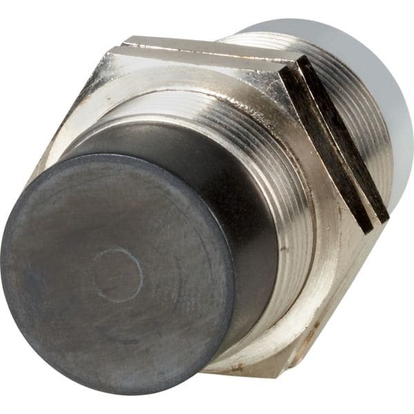 EATON - Ind Sensor,DC,rund M30,Metall,M12 Steck.