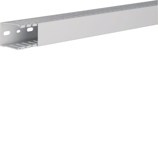TEHALIT - Verdr.-kanal hfr V0 PC/ABS HNG50x37 lg
