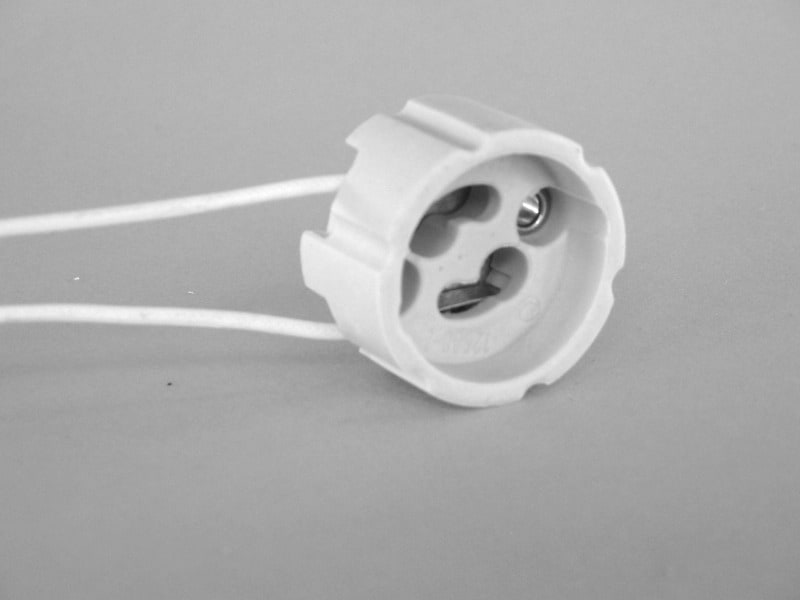 ELECTROPLAST - Halogenfassung Hochvolt 220V Gz/Gu10