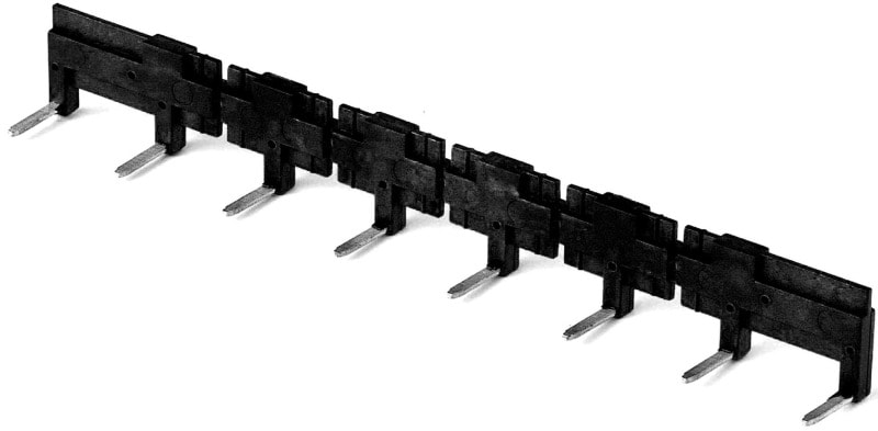 FINDER - Verbindungsbrücke, schwarz, 8-polig 10 A250 V, für Fassungen 95.85.30/95.95.30