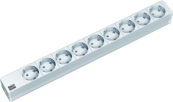 BACHMANN - 19'' 1HE 9xCEE7/3 2,0m CEE7/7