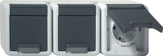 GIRA - SCHUKO-Steckd. 3f waager. KD WG AP Grau