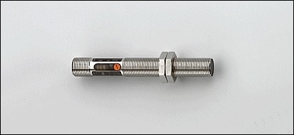 IFM - Reflexlichttaster Met. M12x1,5, Steckan.