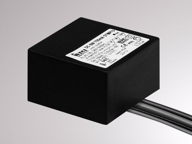 MOLTO LUCE - STPM/U KONVERTER IP54 6W 700MA
