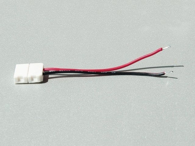 MOLTO LUCE - SCHNELLEINSPEISER IP20 WEISS FÜR 8MM