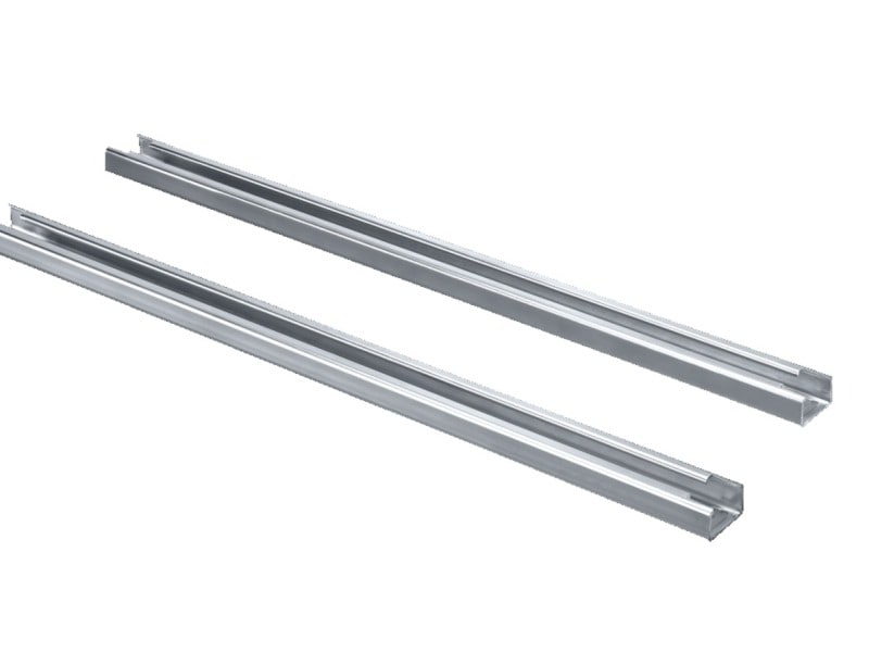 RITTAL - Leistungsschalter-Tragschiene L=551mm, für Schrankbreite 600mm, PAK=2 ST