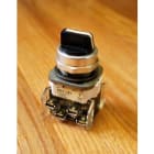 ALLEN BRADLEY - 30MM SELECTOR SWITCH 800T PB