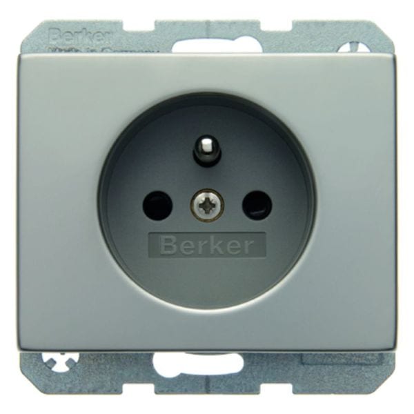 BERKER - K.5 SD mit Schutzkontaktstift und erh.Berührungschutz Edelstahl