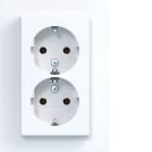 HAGER - A.8 Doppelsteckdose mit Abdeckung hoch, lichtweiß glänzend