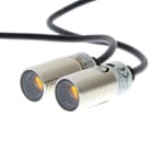 OMRON - Fotoelektrischer Sensor, M18, axial, Metallgehäuse, rote LED, Durchgangsstrahl
