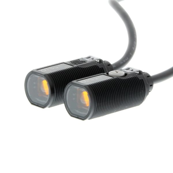 OMRON - Einweglichtschranke, infrarot, M18 kst., Sn:15m, Kabel 2m