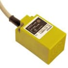 OMRON - Induktiver Näherungssensor, 10 mm, nicht bündig, NPN Schliesser, 2 m Kabel