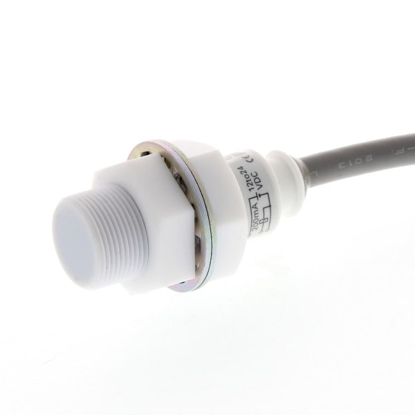 OMRON - Näherungsschalter, induktiv, M18, abgeschirmt, 2 mm, DC