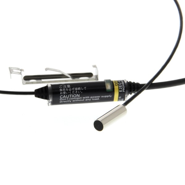 OMRON - Näherungsschalter, induktiv, abgeschirmt, 1,5 mm , DC
