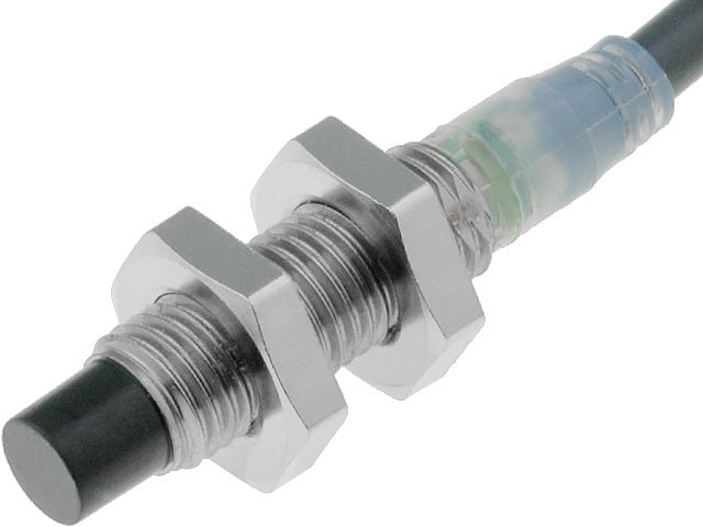 OMRON - Näherungsschalter, induktiv, M8, nicht abgeschirmt, 4 mm, DC