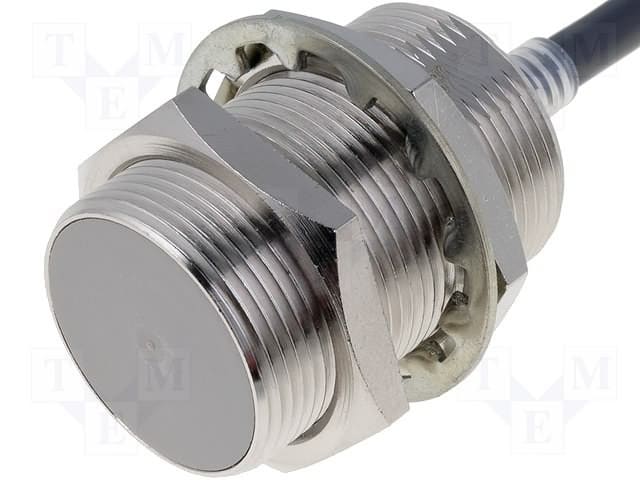 OMRON - Näherungsschalter, induktiv, M30, abgeschirmt, 10 mm