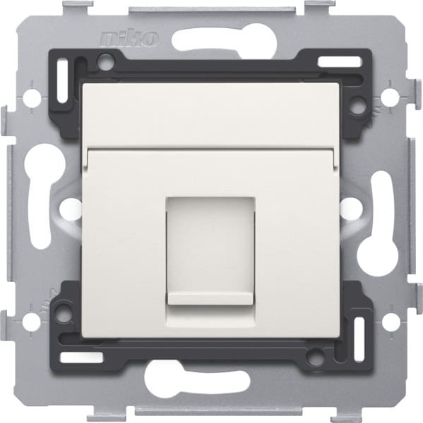NIKO - 1 RJ45 Anschluss STP Kat. 5E, flache Ausführung, inkl. Sockel 71 x 71