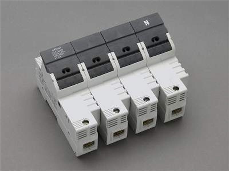 WÖHNER - 31124 Ambus Easyswitch 3pol+N 22x58 /690V 100A