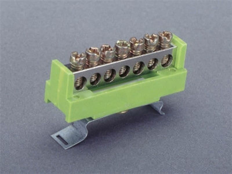 WÖHNER - 01258 isol. PE-Klemme 63A 7 Klemmstellen 10mm²