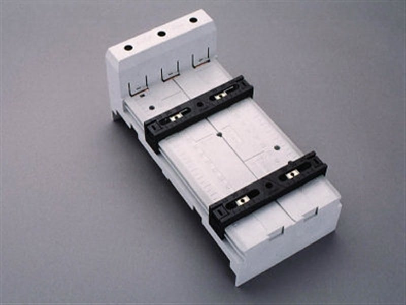 WÖHNER - 32214 Universal-Sammelschienen-Adapter 200A 60mm