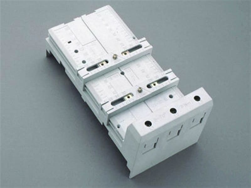 WÖHNER - 32215 Universal-Sammelschienen-Adapter 200A 60mm
