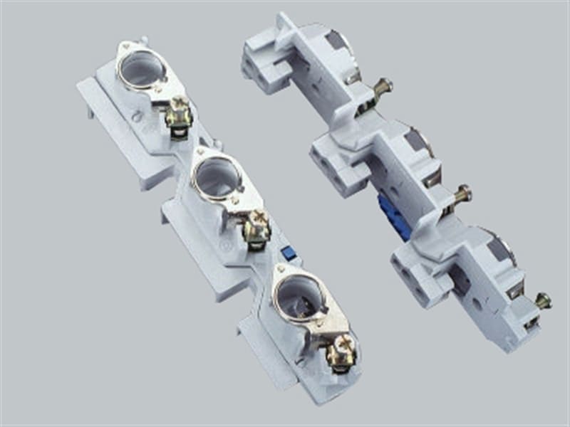WÖHNER - 01498 D0-Reiter-Sicherungssockel E18 60mm System