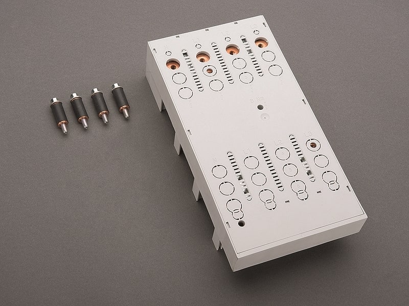 WÖHNER - 32580 Adapter 250A Möller NZM2-XKR4, 4-polig