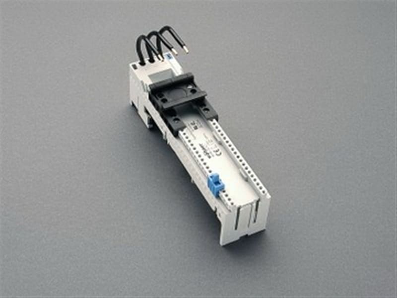 WÖHNER - 32650 Adapter 25A Siemens S00 3-polig Federklemmen