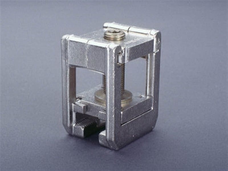 WÖHNER - 01092 Crito Anschlussklemme für Flachschiene 40x25
