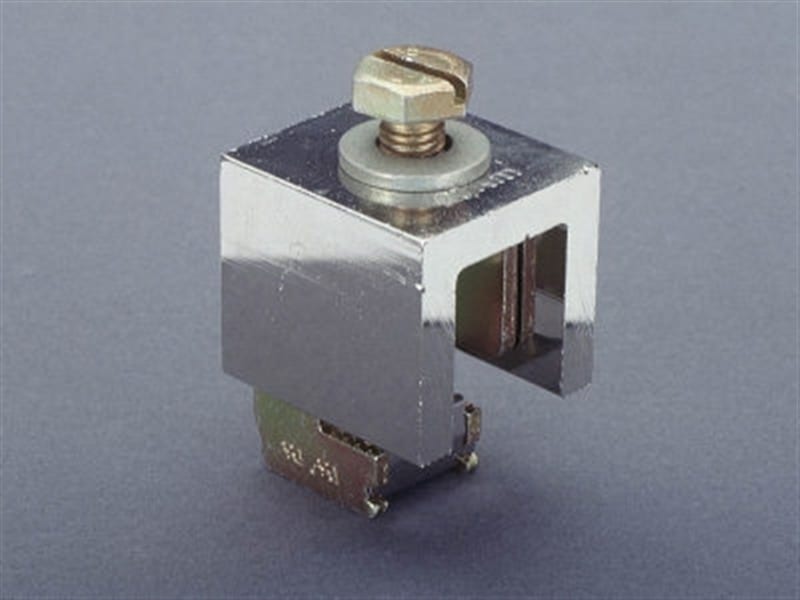 WÖHNER - 01749 Universalklemme mit Schraubanschluss M10x10