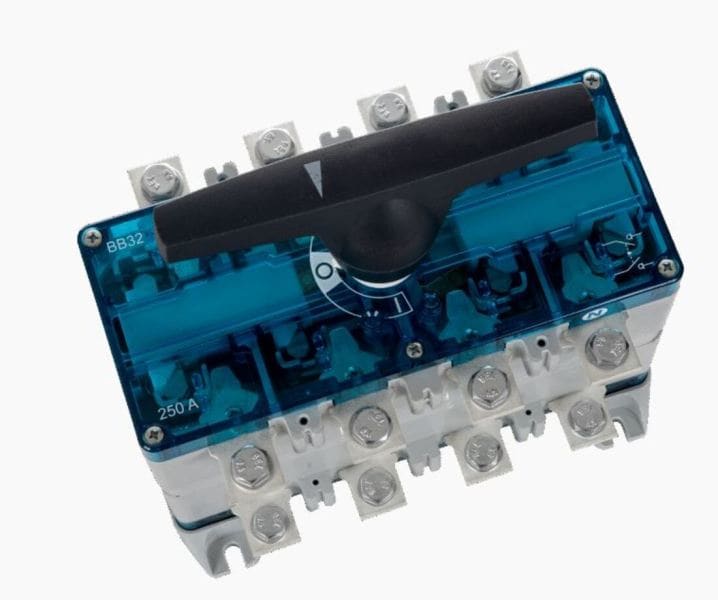 WÖHNER - 23123 Lastumschalter 250A CAPUS 3-p+N Schraube M8, Griff graphitgrau